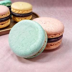 25 Pz Scatola Porta Macaron Fondo e Coperchio Trasparente 8 Pose