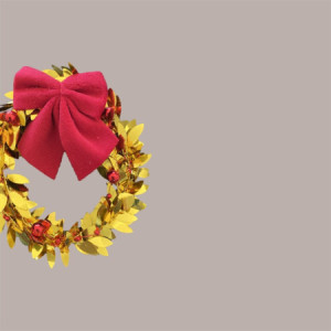 Decorazione Coroncina Foglie Oro con Fiocco e Palline Rossi 9,5 cm 8 pezzi [76d57db9]