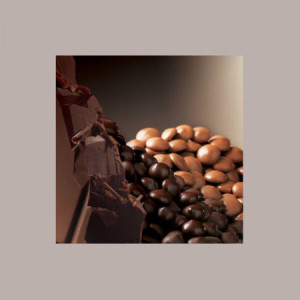 Cioccolato Fondente di Copertura 811 in Bottoni Callebaut 2,5 Kg
