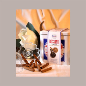 Cialde Arrotolate Ripiene al Gusto di Caramello Salato e al Cioccolato Fondente Box Assortito Bussini 400 grammi